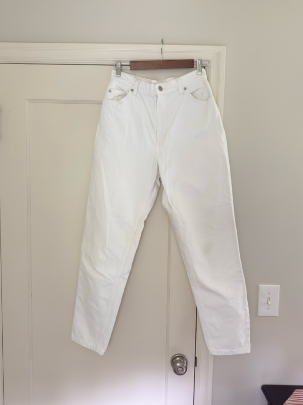 Levi's White Straight Leg Women's Jeans
